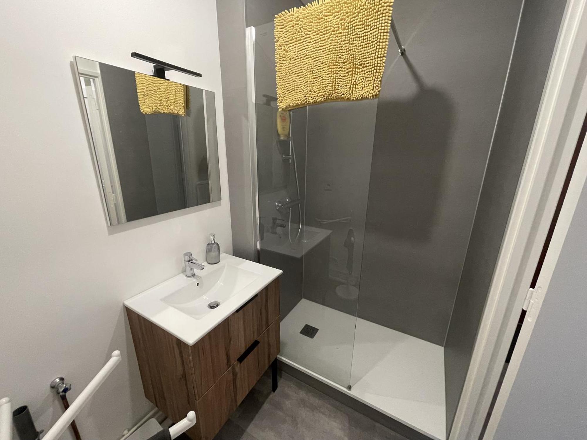 Logement Neuf A Proximite Du Centre Ville Avec Parking Λιμόζ Εξωτερικό φωτογραφία